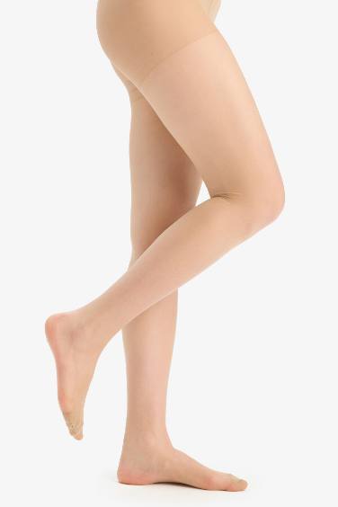 15 Den Fit Woman Pantyhose