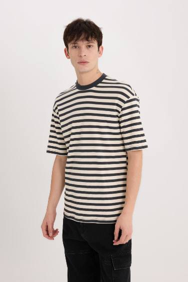 Boxy Fit Crew Neck Striped T-Shirt