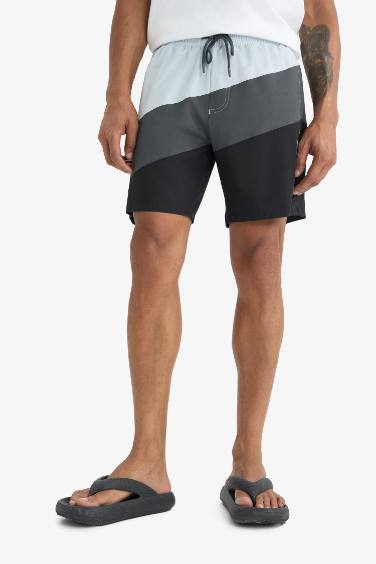 شورت بحر قصير قصة عادية من DeFactoFit