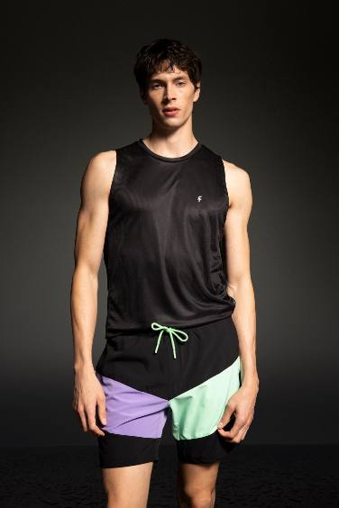 شورت بحر قصير قصة عادية محكم أسود من DeFactoFit