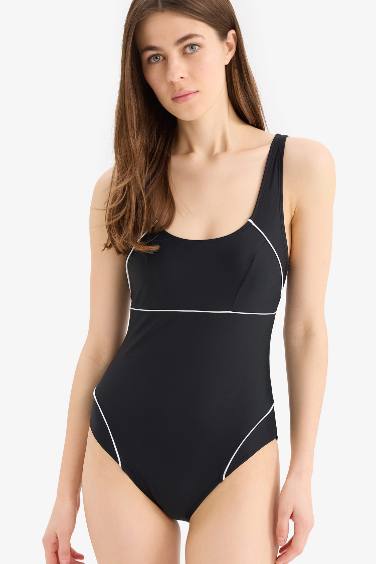 مايوه رياضي من DeFactoFit