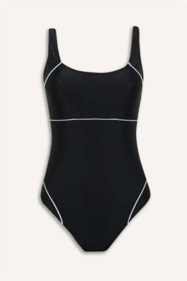 مايو من DeFactoFit