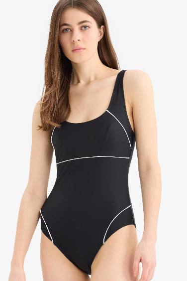 مايوه رياضي من DeFactoFit