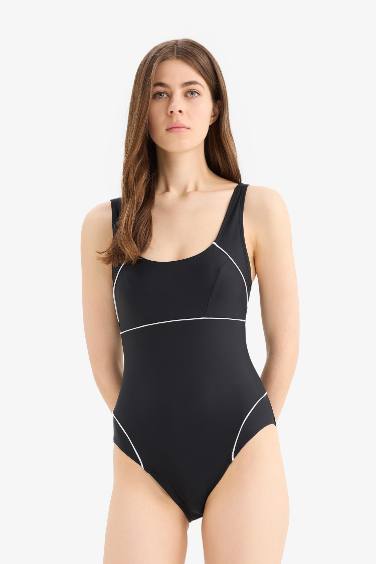 مايوه رياضي من DeFactoFit