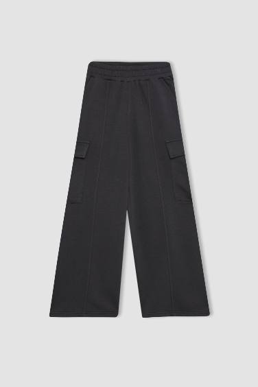 Girl Wide Leg Cargo Sweatpants