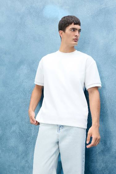 Футболка оверсайз свободного кроя с круглым вырезом, базовая, однотонная, с коротким рукавом, из тяжелой ткани