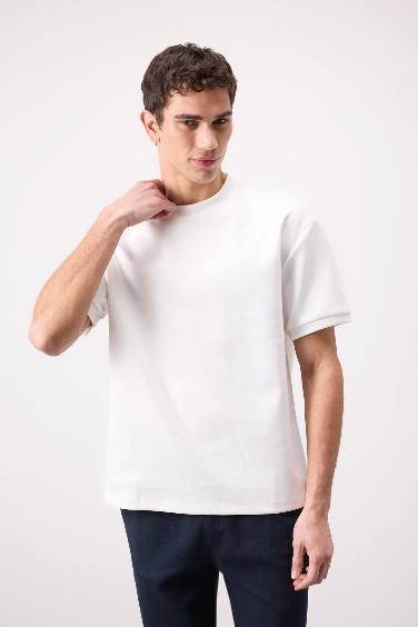 Футболка оверсайз свободного кроя с круглым вырезом, базовая, однотонная, с коротким рукавом, из тяжелой ткани