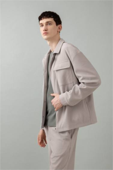 Relax Fit Gömlek Yaka Pilise Çıtçıtlı Cepli Gömlek Ceket