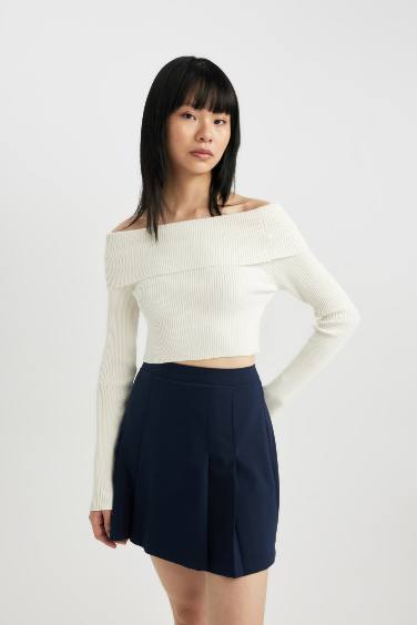 Slim Fit Open Shoulder Knitted Pullover