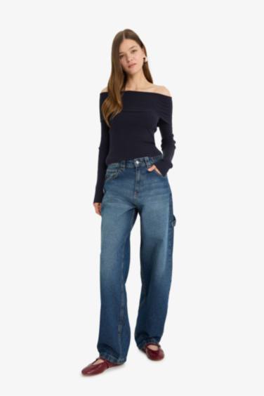 بلوز تريكو سليم فيت بكتف مفتوح