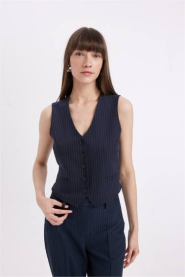 Жилет в полоску