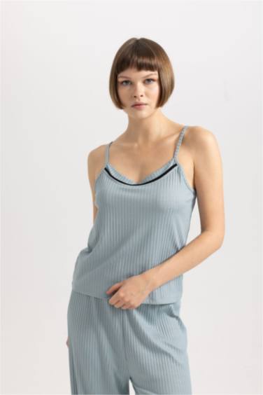 Regular Fit Askılı Casual Pijama Üstü-Fall in Love