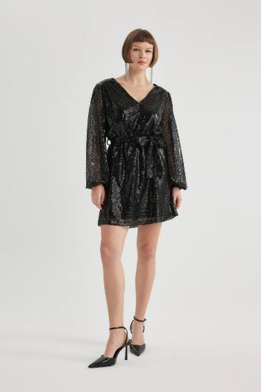 жүрек жағасы ұзын жеңді Ұзын жеңді трикотаж көйлек