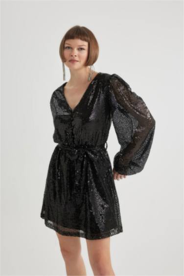 жүрек жағасы ұзын жеңді Ұзын жеңді трикотаж көйлек