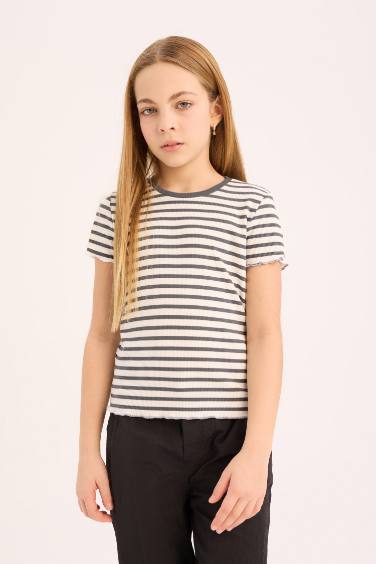 Girl Slim Fit Crew Neck Striped T-Shirt