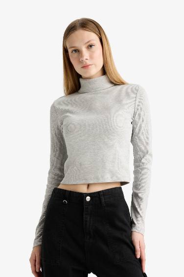 Woman Long Sleeve T-Shirt
