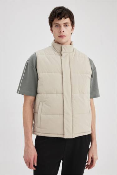 Slim Fit Dar Kesim Astarlı Fermuarlı Çıtçıt Kapamalı Cepli Hafif Mevsimlik Yelek