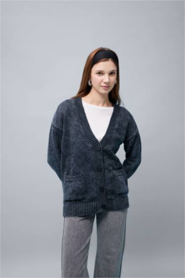 Regular Fit V-Neck Cardigan