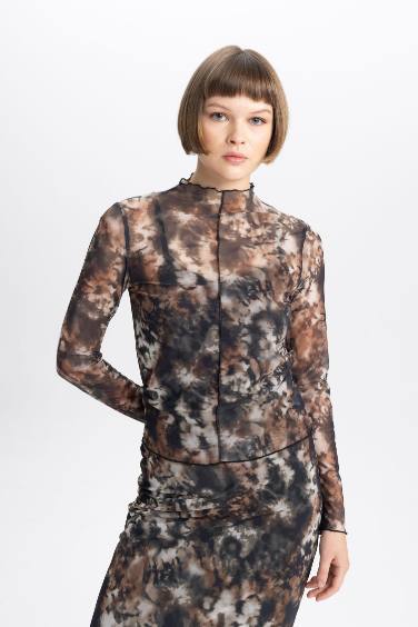 Slim Fit Half Turtleneck Tulle Long Sleeve T-Shirt