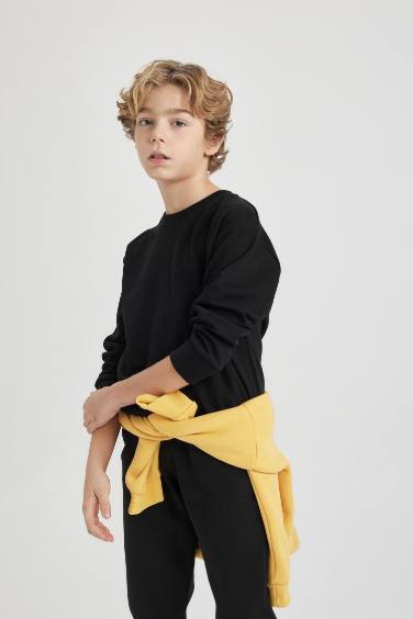 سويت شيرت اولادي قصة عادية