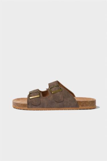 شبشب رجالي جلد صناعي بكعب سميك بشريط مزدوج