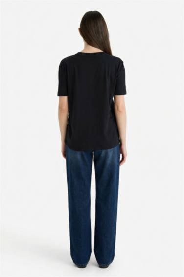 Woman Short Sleeve T-Shirt