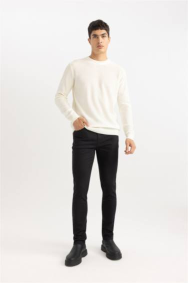 Standard Fit Crew Neck Knitwear Pullover