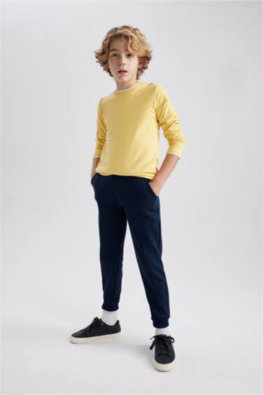 Boy Regular Fit Crew Neck Long Sleeve T-Shirt