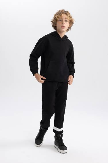 Boy Regular Fit Hooded Sweatshirt