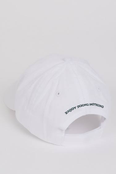 Woman Embroidered Cotton Cap