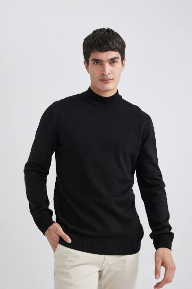 Slim Fit Pullover