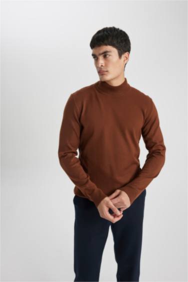 Slim Fit Pullover