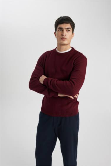 Standard Fit Pullover