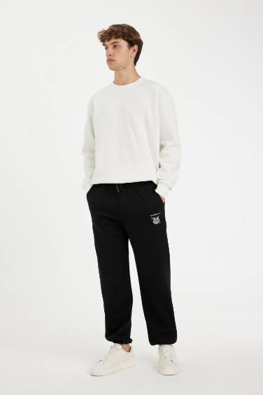 Oversize Fit Wide Leg With Pockets Trousers