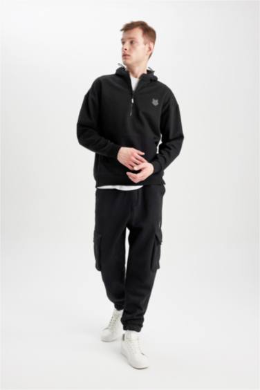 Oversize Fit With Cargo Pocket Trousers