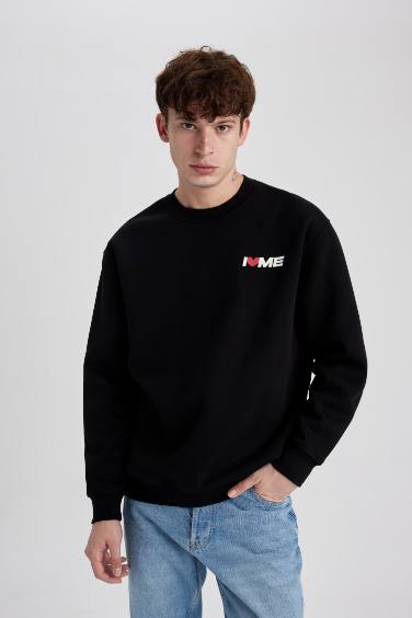 Oversize Fit Long Sleeve Sweatshirt