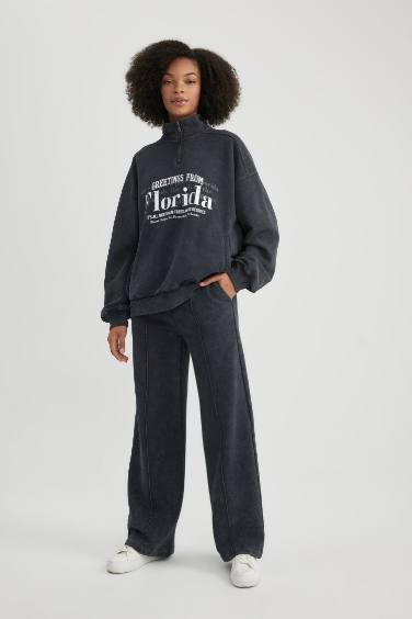 Wide Leg Regular Hem With Pockets Thick Sweatshirt Fabric Trousers