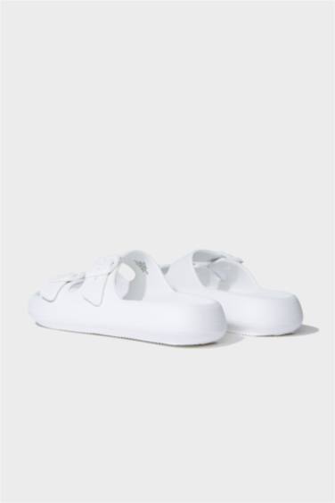 شبشب إيفا بكعب عالي بشريط مزدوج