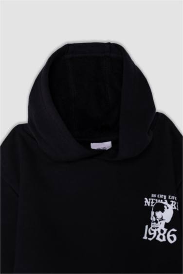 سويت شيرت اولادي تقيل قصة عادية