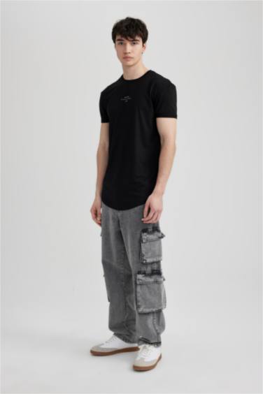 تي شيرت نص كم بقصة طويلة وياقة مستديرة