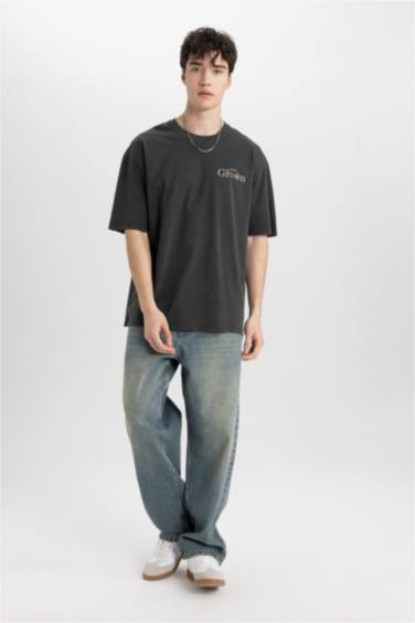 Comfort Fit Crew Neck Printed Short Sleeve T-Shirt