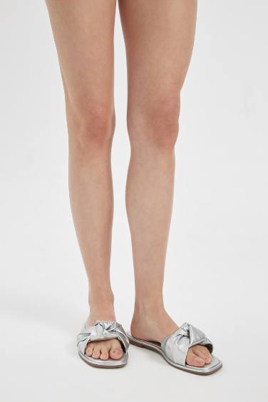 شبشب حريمي جلد صناعي بكعب مسطح