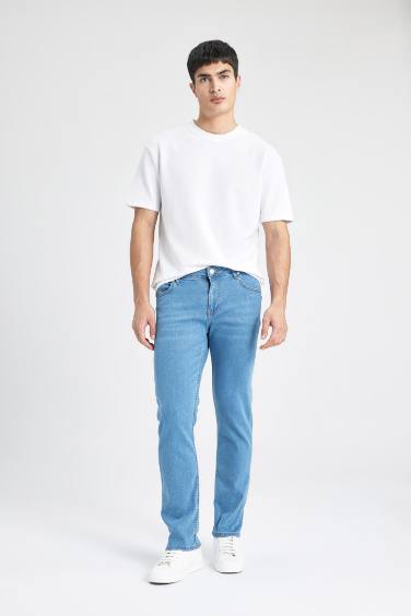 Sergio Regular Fit Regular Waist Straight Leg Jeans