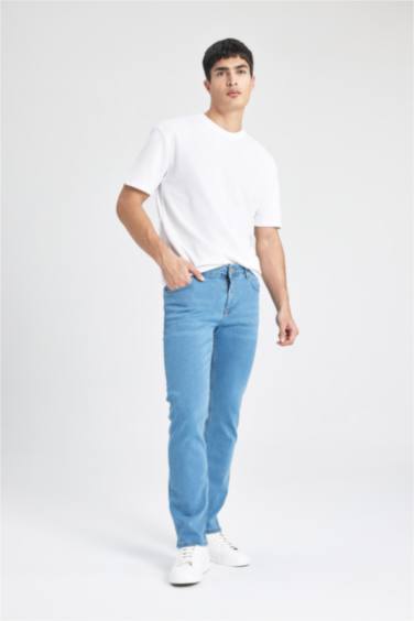 Sergio Regular Fit Regular Waist Straight Leg Jeans