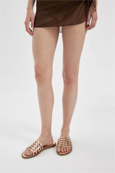 شبشب حريمي جلد صناعي بكعب مسطح