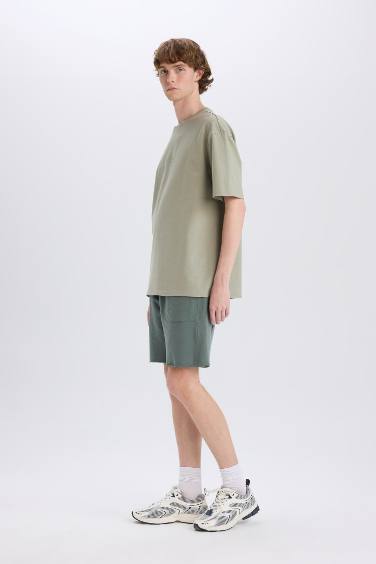 Шорты скинни, узкие, с карманами, базовые