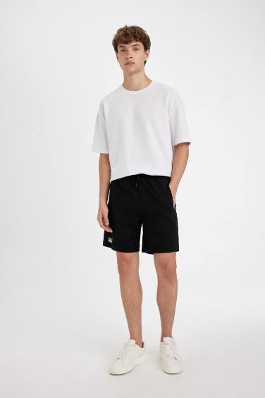 Slim Fit Super Skinny Hem Shorts