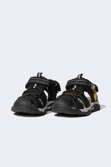 Boy Velcro and Serrated Sole Sandals