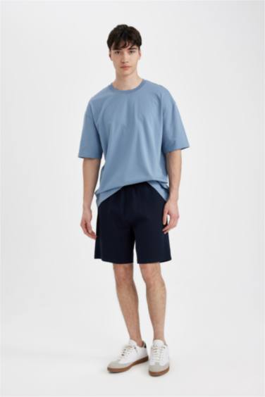 Regular Fit Düz Paça Cepli Basic Düz Şort
