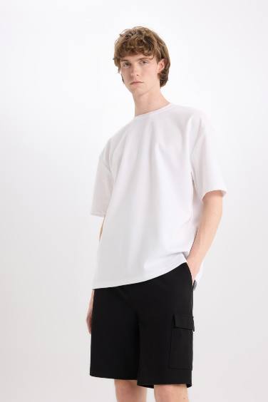 Short droit avec poches cargo à coupe régulière